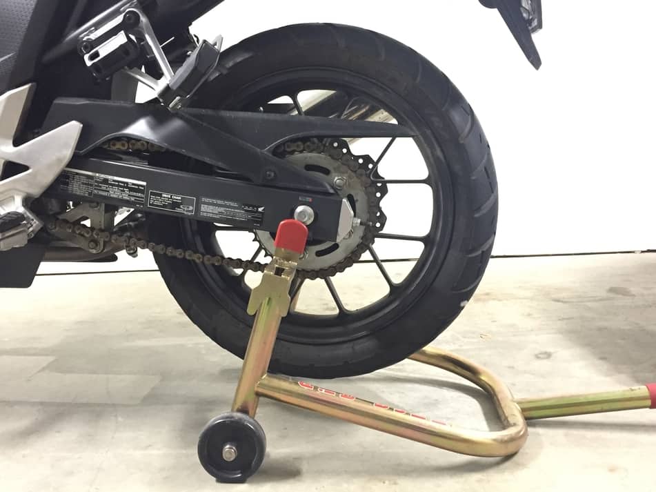 9 Ways To Put Your Motorcycle On A Stand Pack Up And Ride - Diy Motorcycle Scissor Lift Stand