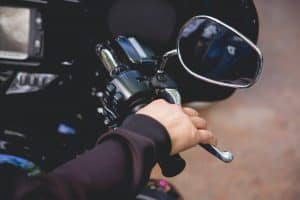 The Smoothest Way of Stopping your Motorcycle