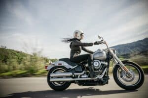Best Beginner Motorcycle for Women: 7 Easiest Learn To Ride Bikes