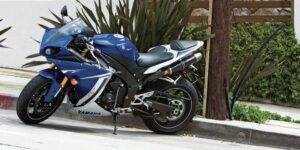 How To Park A Motorcycle On A Hill: Safe Hill Parking In Just 7 Steps