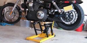 How To Jack Up A Motorcycle?