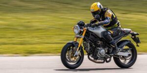 Motorcycle Shift Pattern: How to Shift Gears on a Motorcycle?
